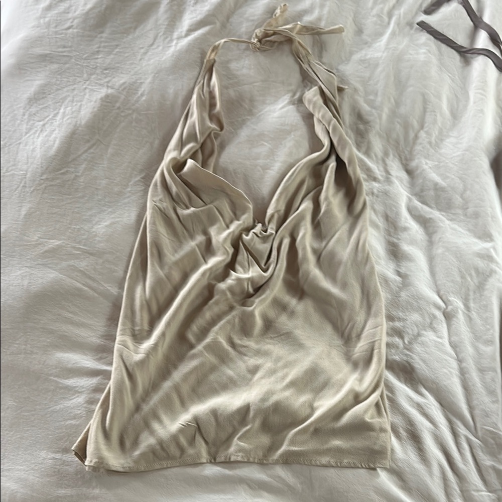 Indah mini halter dress - Picture 4 of 4